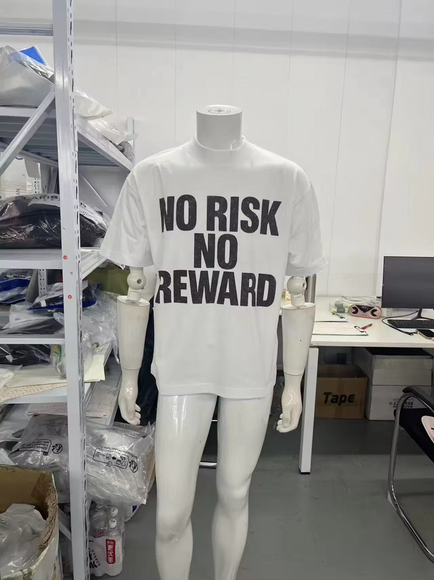 NO RISK NO REWARD TEE