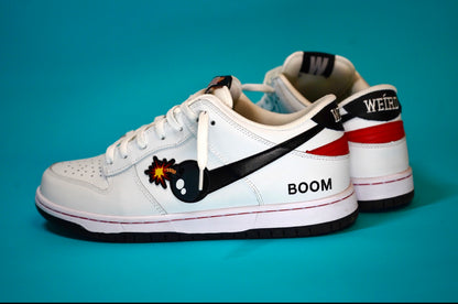 The WEIRD DUNKS : The BOOM Lo